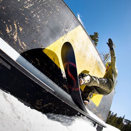 Never Summer - Harpoon Snowboard - 2023