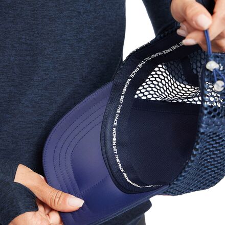 Oiselle - Runner Trucker Hat