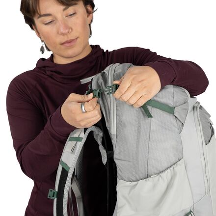 Osprey Packs - Mira 34L Hydration Pack - Women's