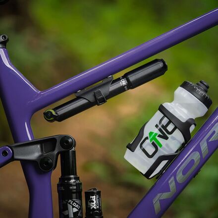 OneUp Components - EDC Inline Pump Mount
