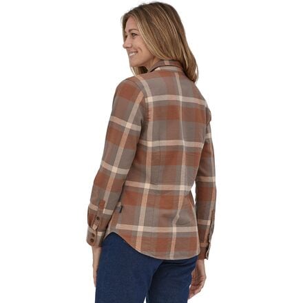 Patagonia - Organic Cotton Midweight Fjord Flannel Shirt - Women's