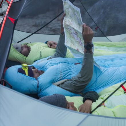 Therm-a-Rest - Boost 650 Sleeping Bag: 20F Down