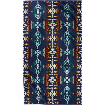 Oversized Jacquard Towel