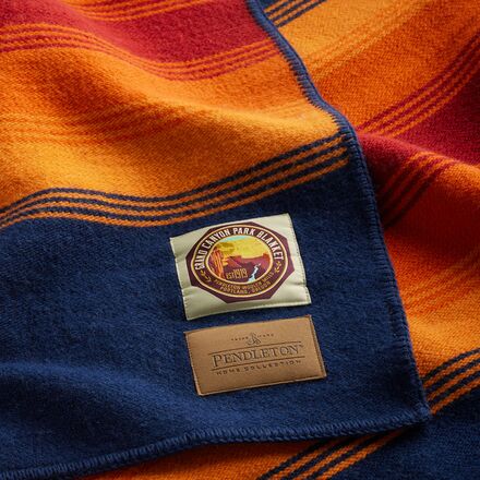 Pendleton - National Park Throw + Carrier