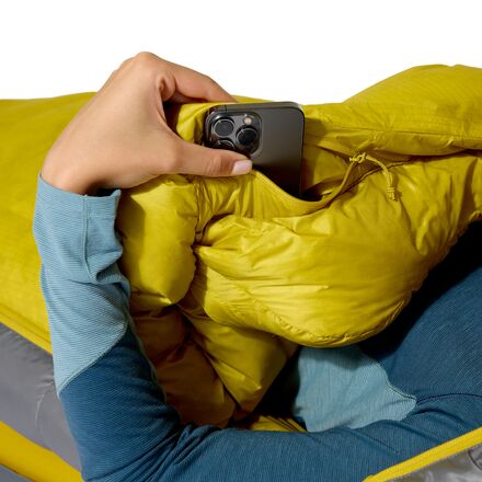 Rab - Neutrino Sleeping Bag: 10F Down - Women's