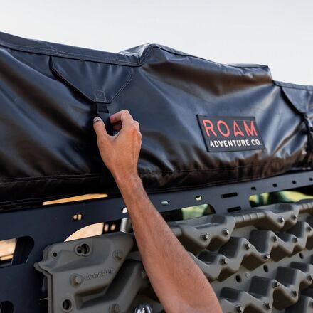 ROAM Adventure Co - Vagabond Rooftop Tent: 3-Person