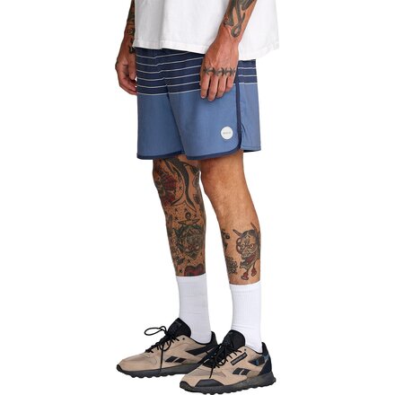 RVCA - Yogger Hybrid Tech 17in Short - Men's