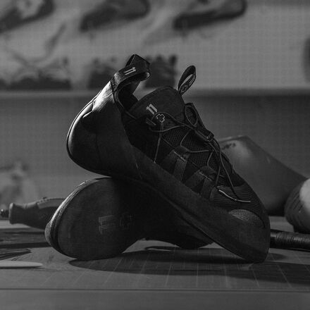 So iLL - Athletic Bouldering 1 RV Climbing Shoe