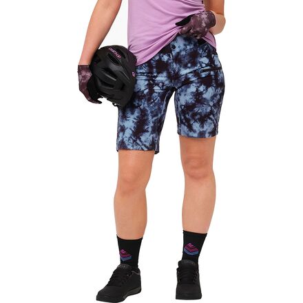 All Time - Zipper Snap Mid-Rise 11in Short - Women's