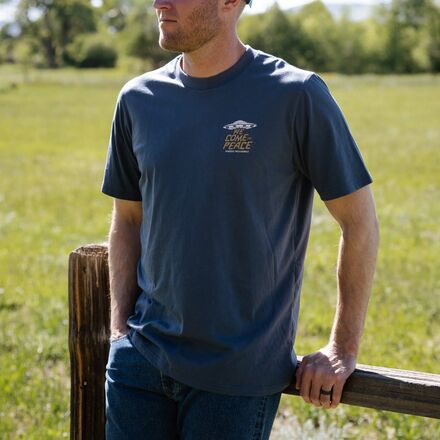 Sendero Provisions Co. - Charros & Aliens T-Shirt