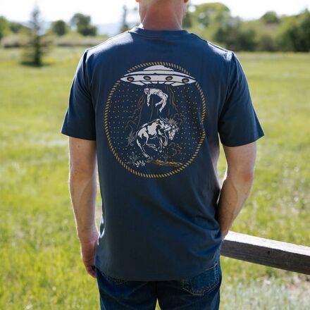 Sendero Provisions Co. - Charros & Aliens T-Shirt