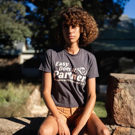 Sendero Provisions Co. - Easy Does It Crop T-Shirt - Women's