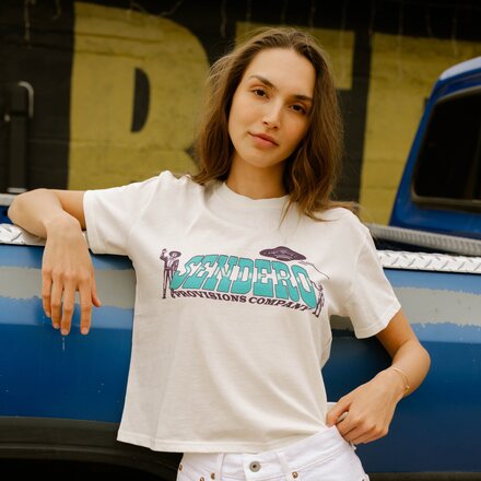 Sendero Provisions Co. - Cowboy Lift Off Boxy T-Shirt - Women's