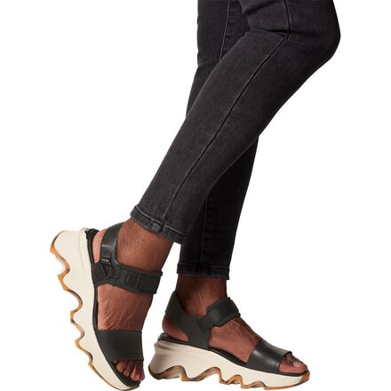 SOREL - Kinetic Impact Y-Strap High Sandal - Women's