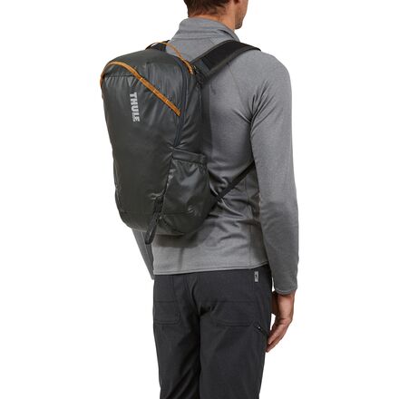 Thule - Stir 18L Backpack