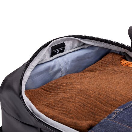 Thule - Chasm 40L Carry On Wheeled Duffel Bag