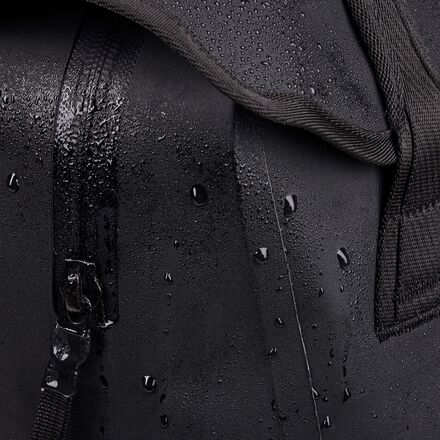 Thule - Shield 23L InLock Waterproof Backpack Pannier