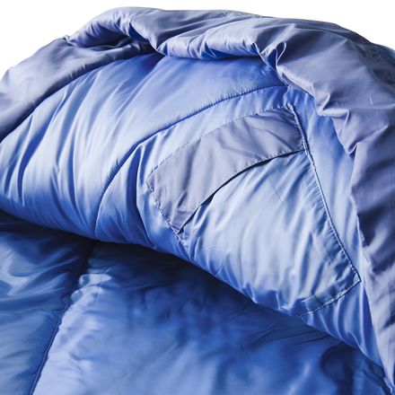 The North Face - Aleutian Sleeping Bag: 20F Synthetic - Women's
