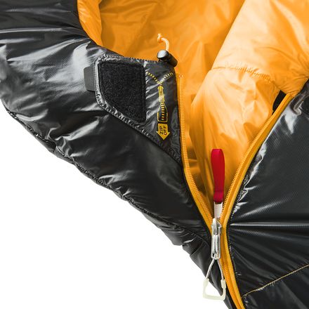 The North Face - Campforter Sleeping Bag: 35F Down