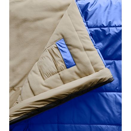 The North Face - Eco Trail Bed Double Sleeping Bag: 20F Synthetic