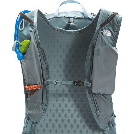 The North Face - Chimera 18L Backpack - Women's
