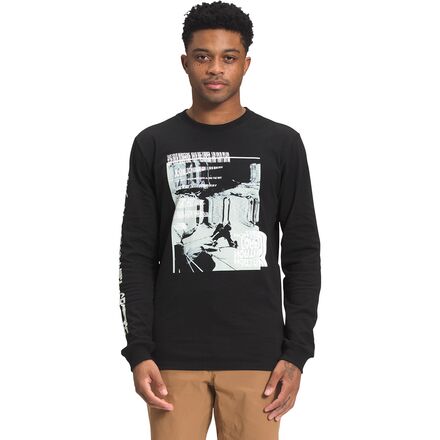 The North Face - Warped Type Graphic Long-Sleeve T-Shirt - Men's