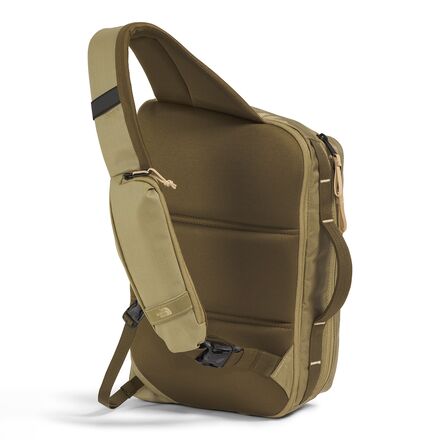 The North Face - Base Camp Voyager Sling Bag