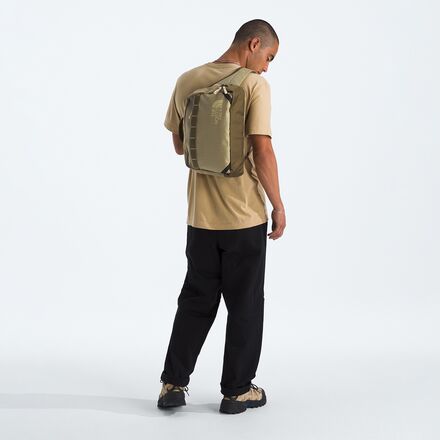 The North Face - Base Camp Voyager Sling Bag