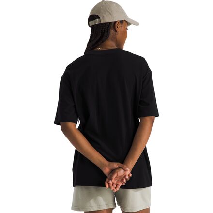 The North Face - Short-Sleeve Evolution Oversized T-Shirt - Women's