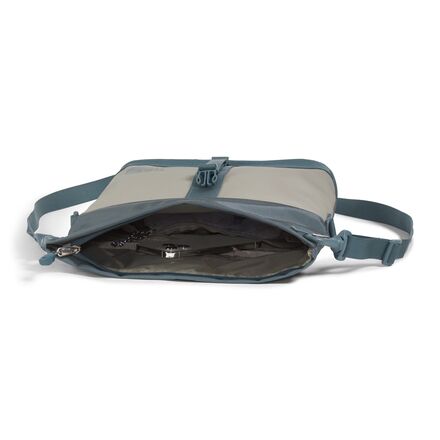 The North Face - Base Camp Shoulder Bag