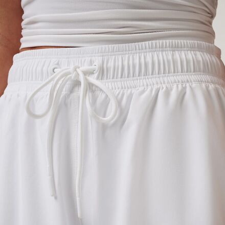 TravisMathew - Breezeblend Challenge Short - Women's
