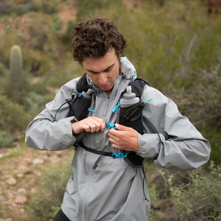 Ultimate Direction - Adventure Vest 6.0 17L Hydration Running Vest