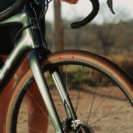 Vittoria - Terreno Pro T50 Gravel Race TLR Tire