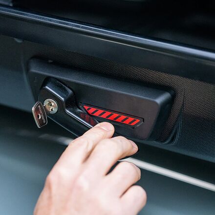 Yakima - SkyBox NX 18